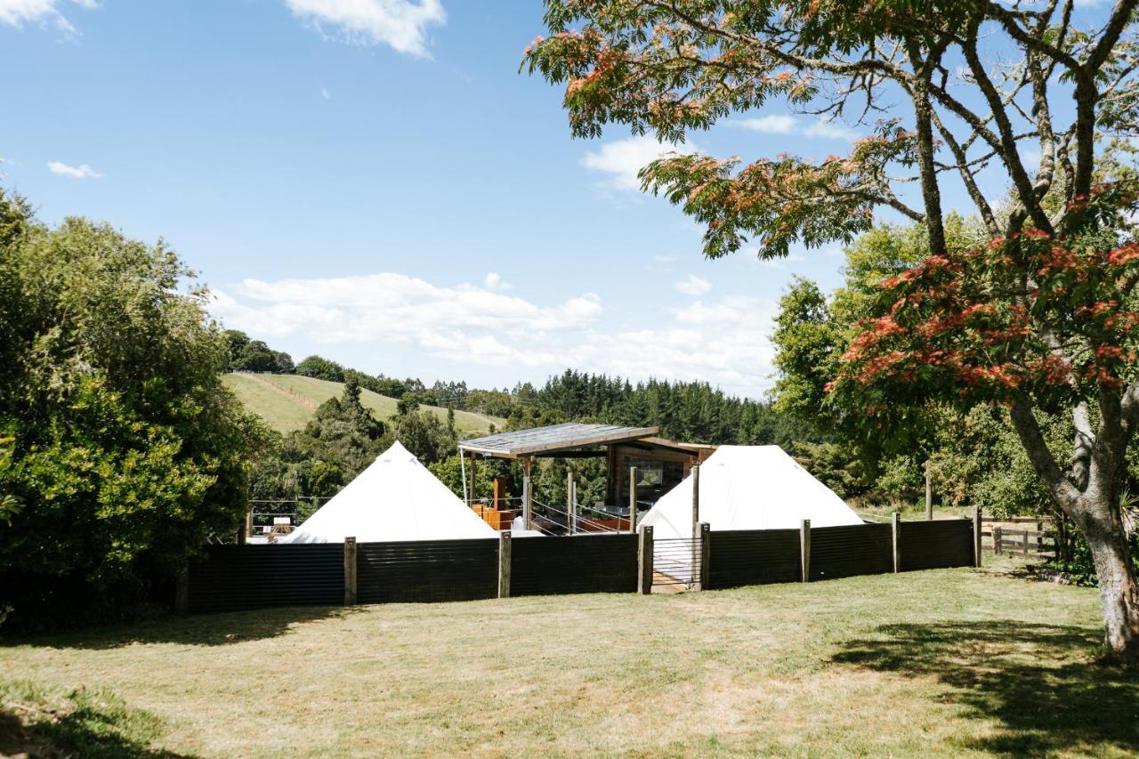 Oakridge Glamping Hotel Rotorua Exterior photo